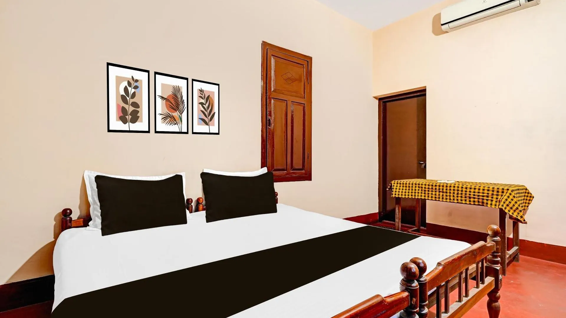 Hotel O Sreemagam Kochi