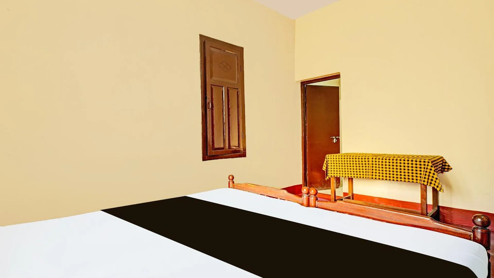 ***  Hotel O Sreemagam Kochi India