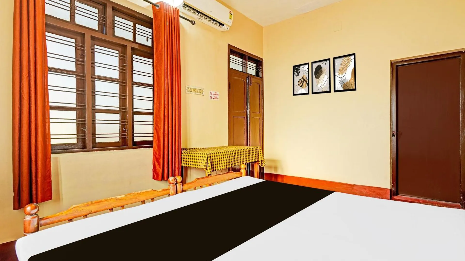 Hotel O Sreemagam Kochi 3*,