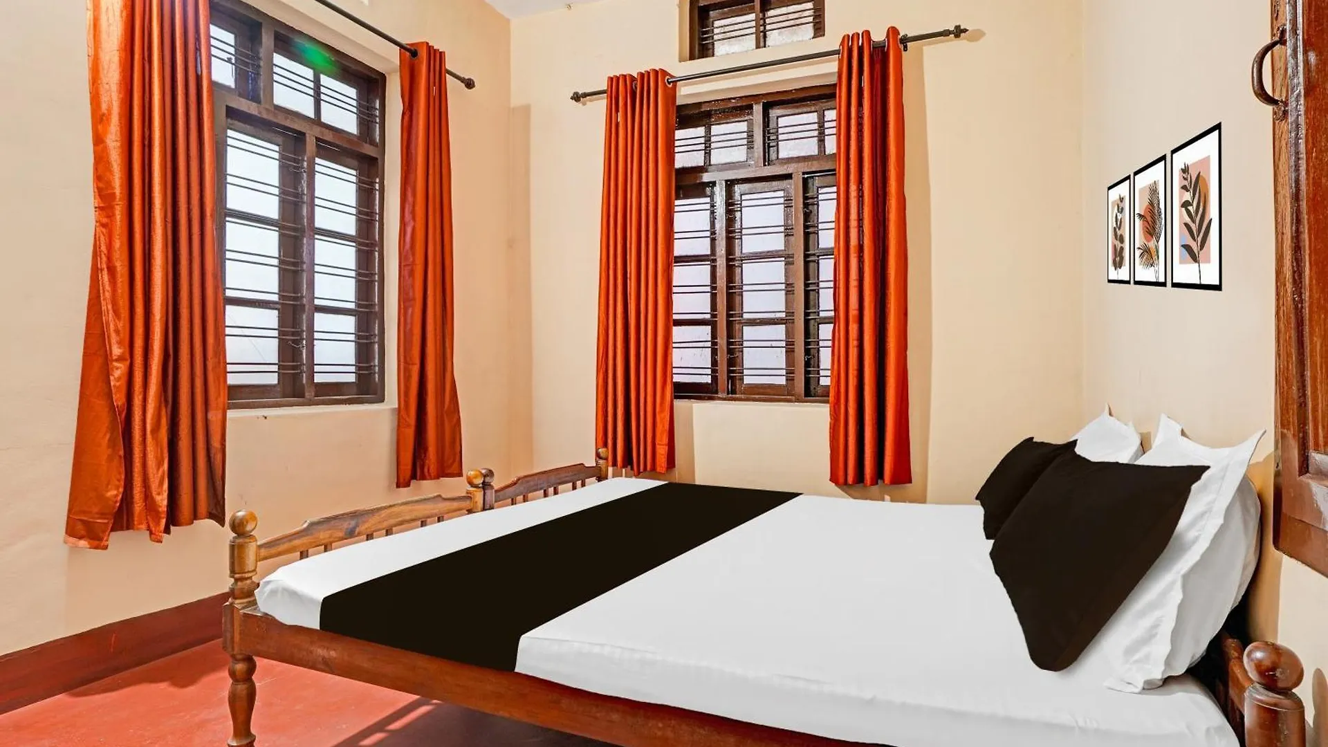 Hotel O Sreemagam Kochi